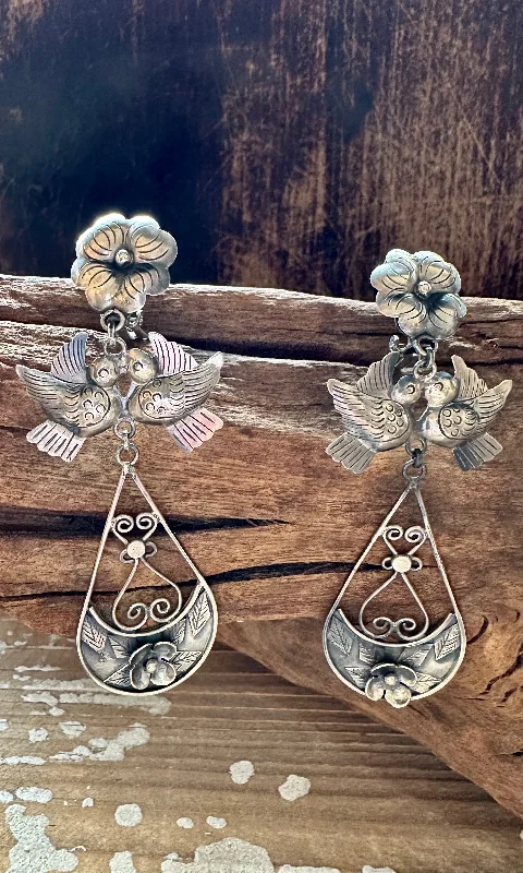 Ladies silky smooth earrings -FEDERICO FLOWER LOVEBIRDS Mexican Silver Earrings