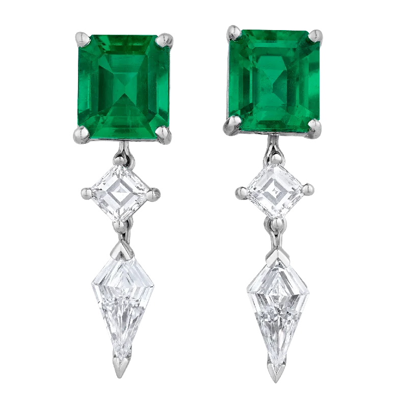 Ladies motivating spark earrings -Oscar Heyman Colombian Emerald Earrings, 2.61 Carats