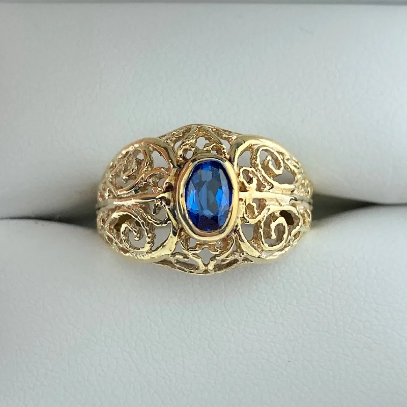 Ladies Rings with Crown Shine-Filigree Sapphire Ring