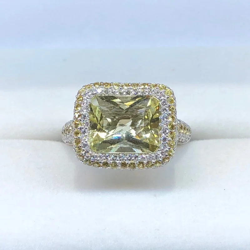 Ladies Rings for Photo Shine-Lemon Quartz Diamond Ring