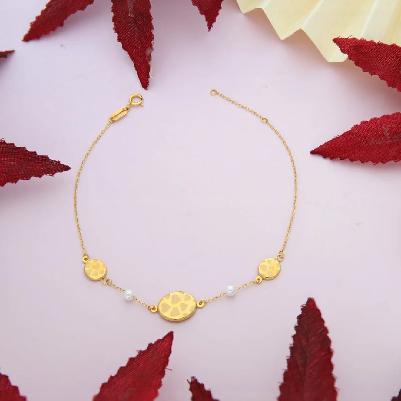 Ladies Bracelets for Special Glow-Gold Coin Shaped Bracelet 21KT - FKJBRL21KM10002