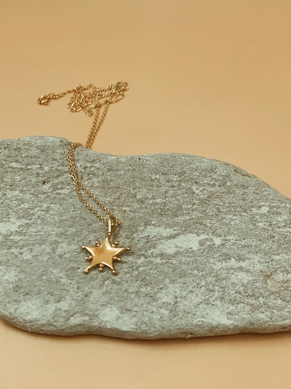 Ladies Necklaces for Prom Spark-Homecoming Starlight Dotted Star Pendant Necklace