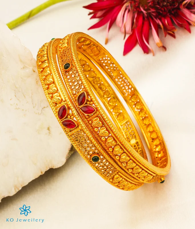 Ladies Bracelets with Globe Spark-The Avahati Silver Kemp Bangle(Size 2.2/2.4/2.6/2.8)