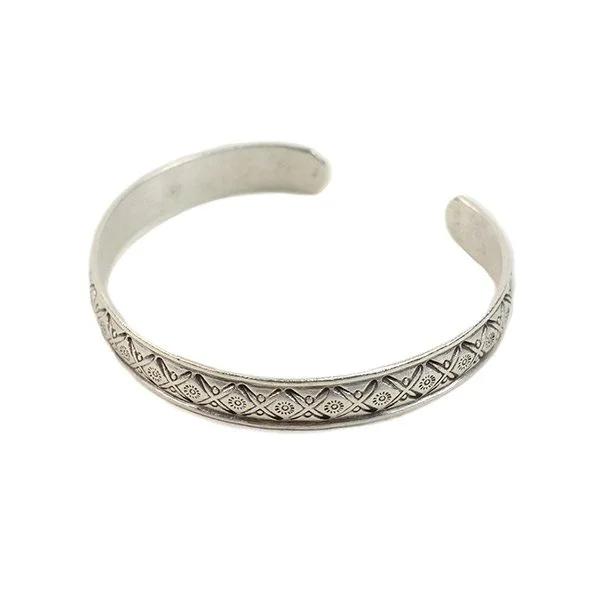 Ladies Bracelets with Round Shine-PHADUA / Karen silver bangle