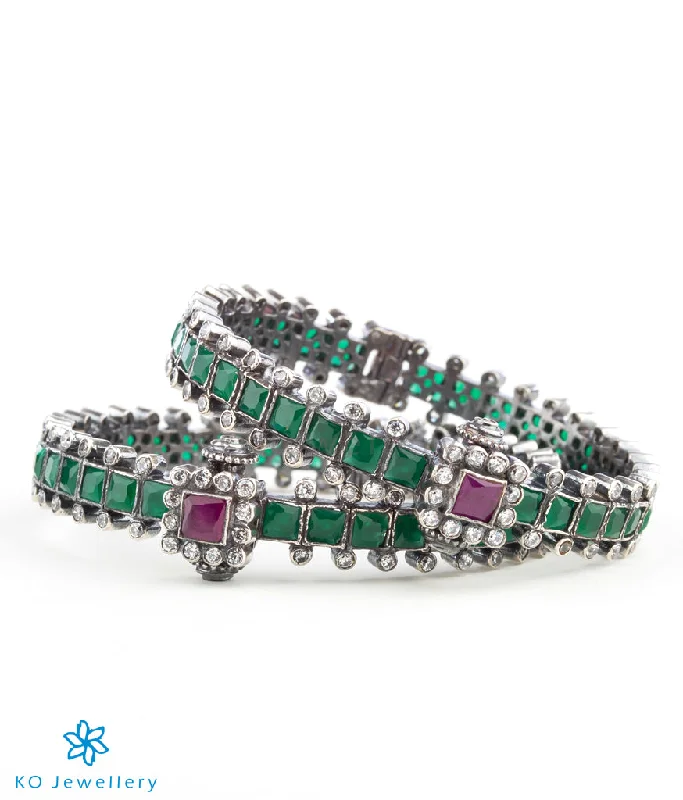 Ladies Bracelets Multi Spark-The Shreeja Silver Kemp Bracelet (Green/Oxidised/Size 2.2/2.4/2.6/2.8)