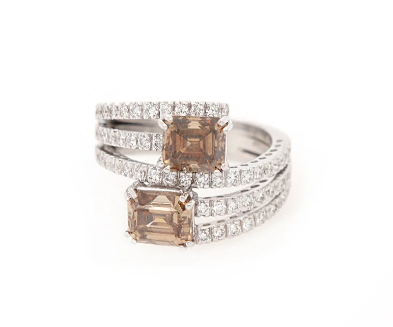 Ladies Rings with Lock Spark-Leo Pizzo 4.10ctw Brown and White Diamond Bypass Ring in 18K W/Box