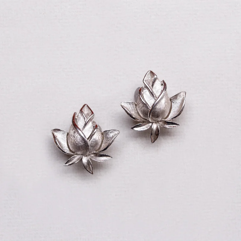 Ladies bar dangle earrings -Vintage Trifari Flower Clip-on Earrings