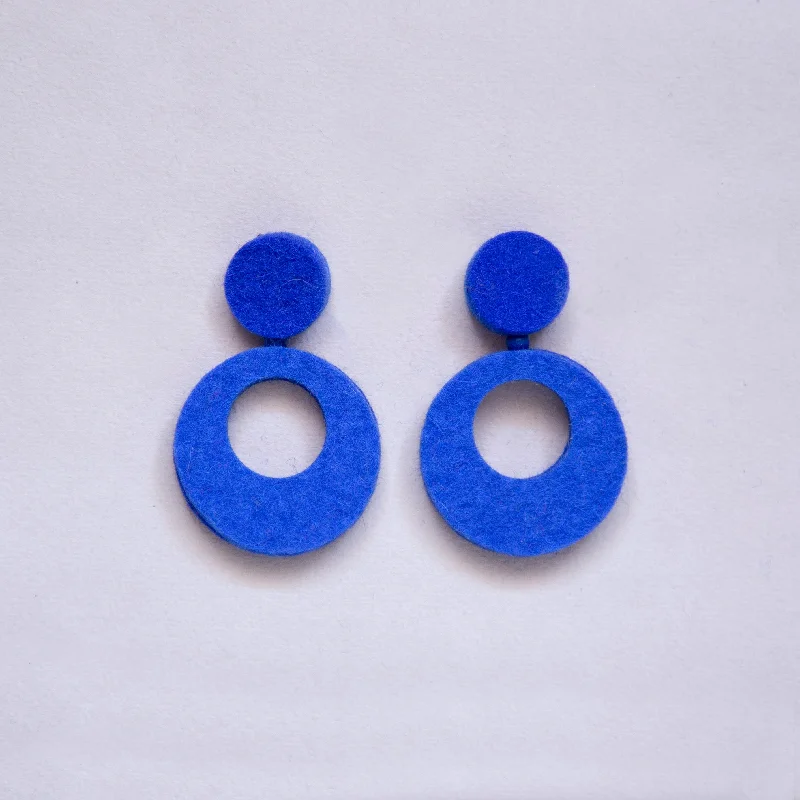 Ladies sturdy steel earrings -Felt Circle Stud Earrings [Blue/Red/Green]