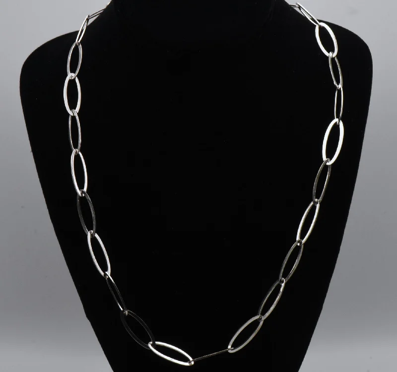 Ladies Necklaces for Engineer Spark-Milor - Vintage Italian Sterling Silver Oval Link Chain Necklace - 24"