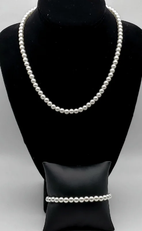 Ladies Necklaces Retro Shine-Three-in-One Convertible Faux Pearl Necklace/Bracelet