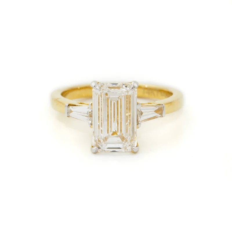 Ladies Filigree Glow Engagement Rings -14k Gold x 10mm 3.02ct Emerald-Cut Lab Diamond Trilogy Engagement Band