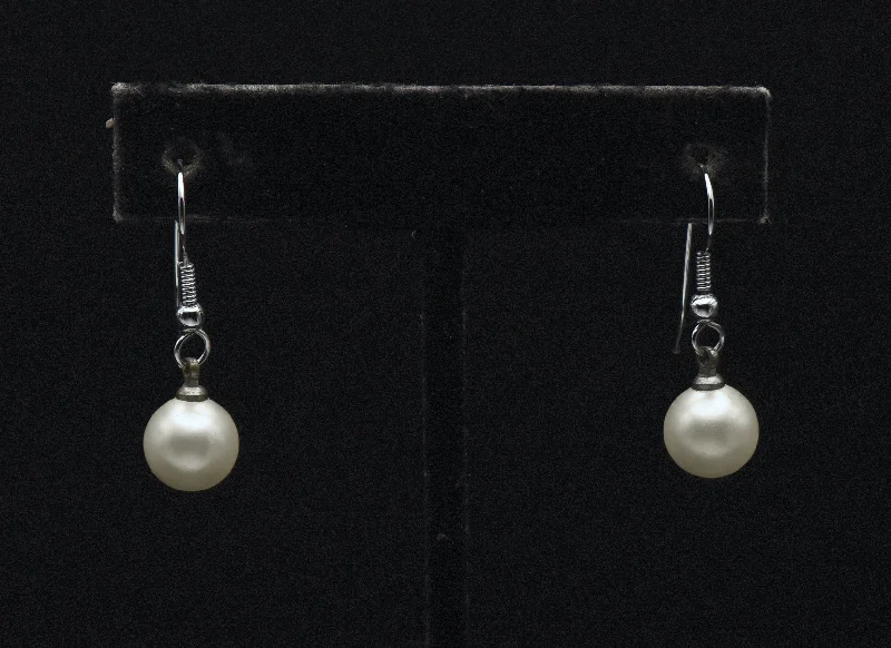 Ladies baroque splendor earrings -Vintage Faux Pearl Dangle Earrings