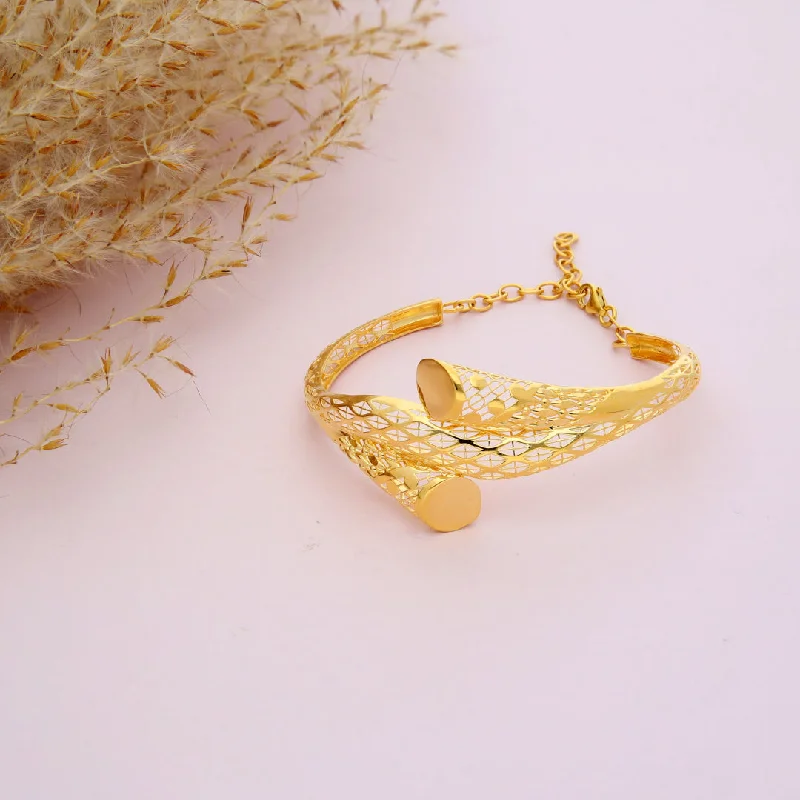 Ladies Bracelets for Bride Shine-Gold Cutwork Fancy Shaped Bangle 21KT - FKJBNG21KM9703