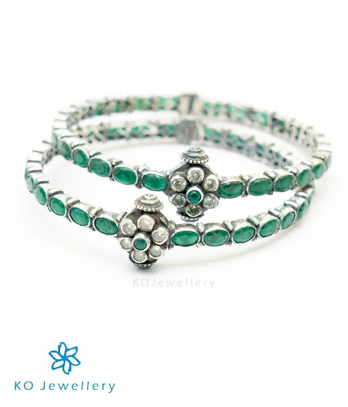 Ladies Bracelets with Wave Spark-The Arohi Silver Kemp Bracelet (Oxidised/Size/2.2/2.4/2.6)