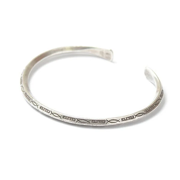 Ladies Bracelets with Grey Hematite-PHADUA / Karen Silver Bangle